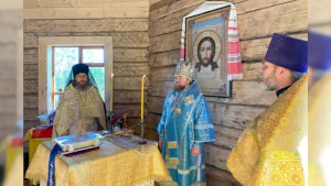 Епископ Спиридон совершил Божественную литургию в восстанавливаемом Спасском храме с. Загорское